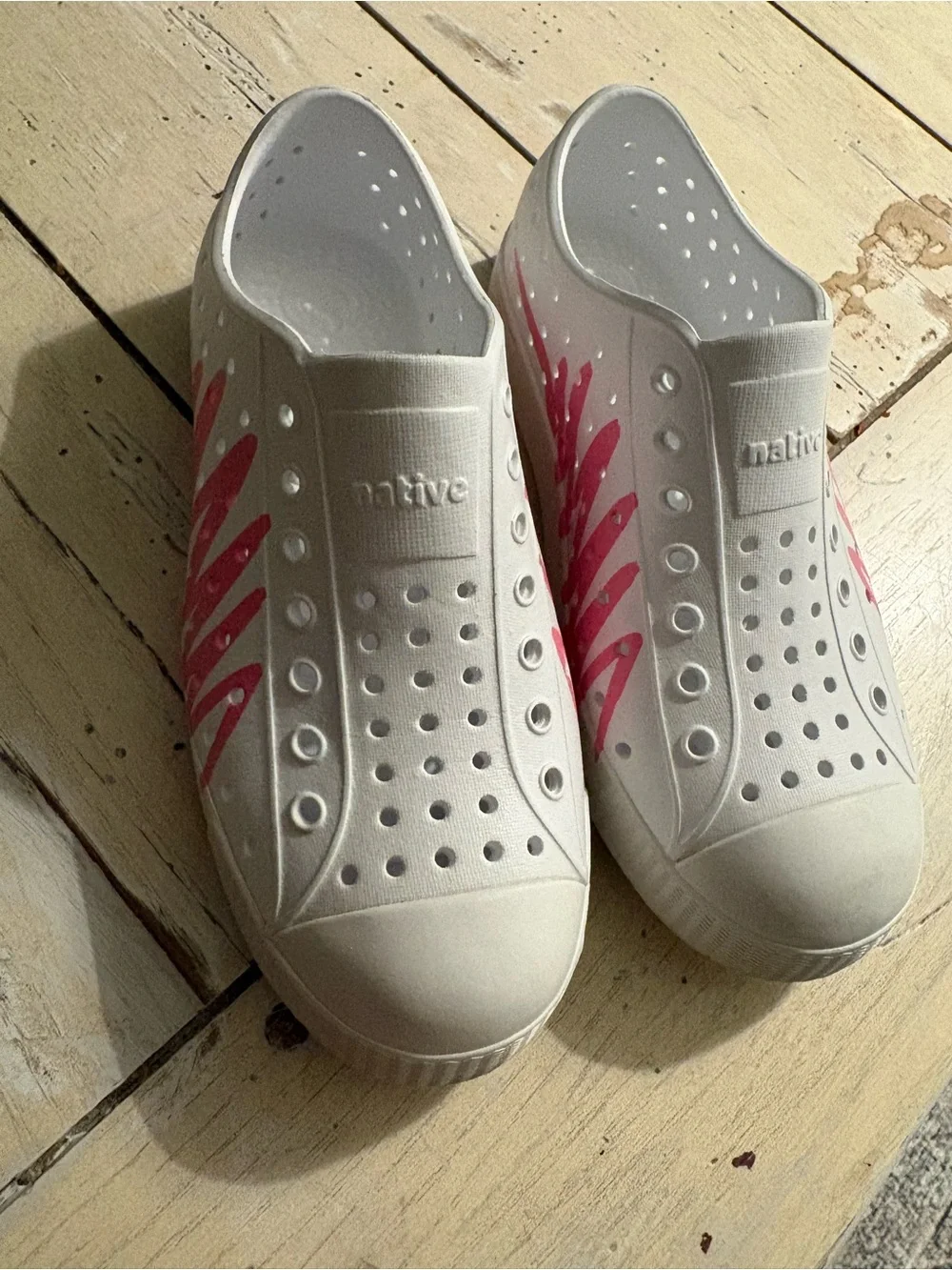 Native youth shoes crayola edition